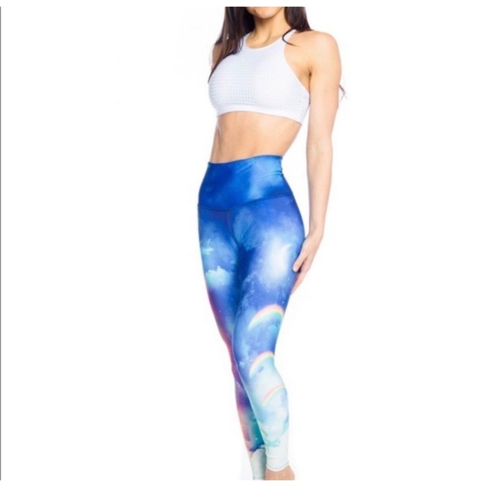 Onzie Flow High Rise Midi Leggings Dreamscape Rainbow Cloud‎ Blue M/L NEW